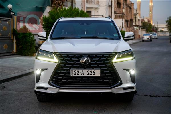 Lexus for sale in Iraq